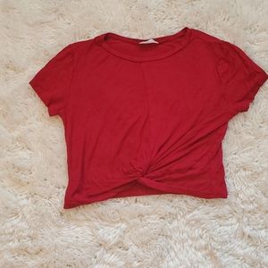 NWOT Red knot cropped top